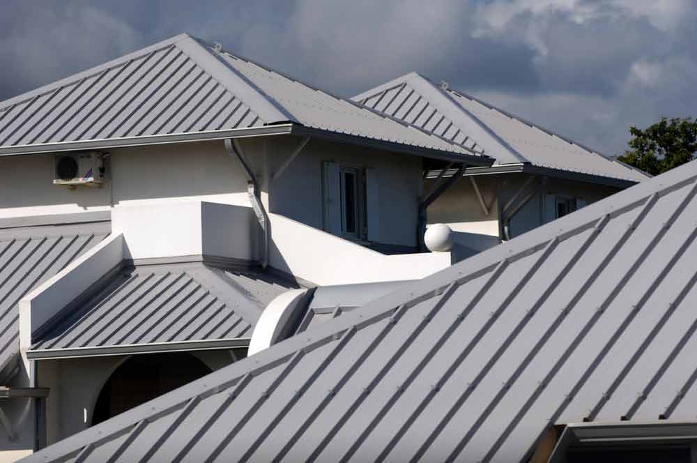 Installing Outdoor Roof Insulation